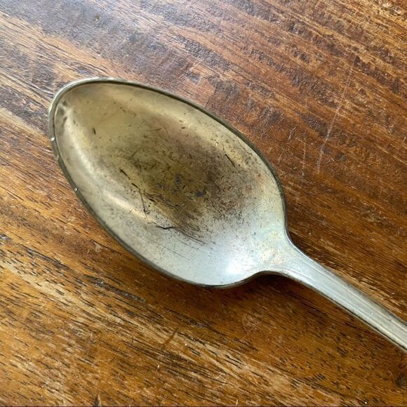 1847 Rogers Bros T Mark VS Triple Cromwell Tea Spoon - Picture 3 of 8